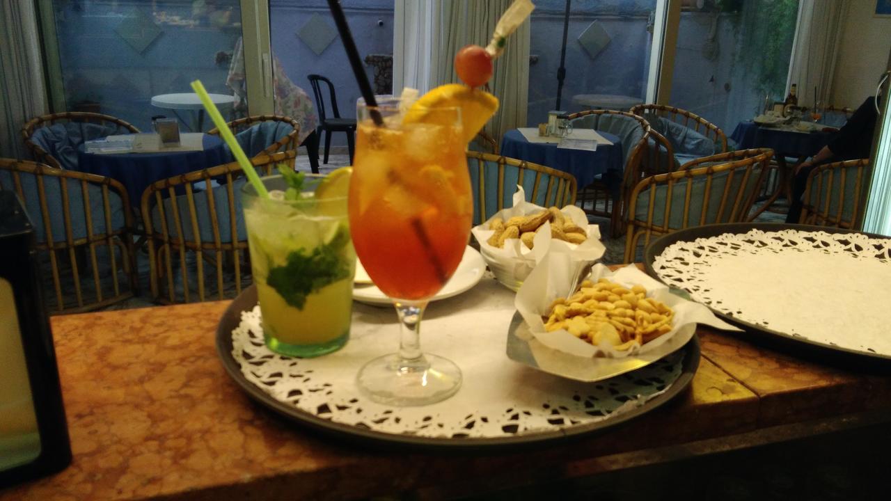 Villa Athena Giardini Naxos Eksteriør billede